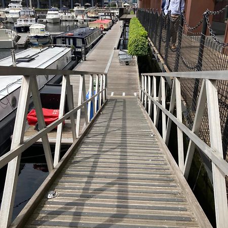 Entire Boat At St Katherine Docks 2 Available Select Using Room Options Londres Exterior foto