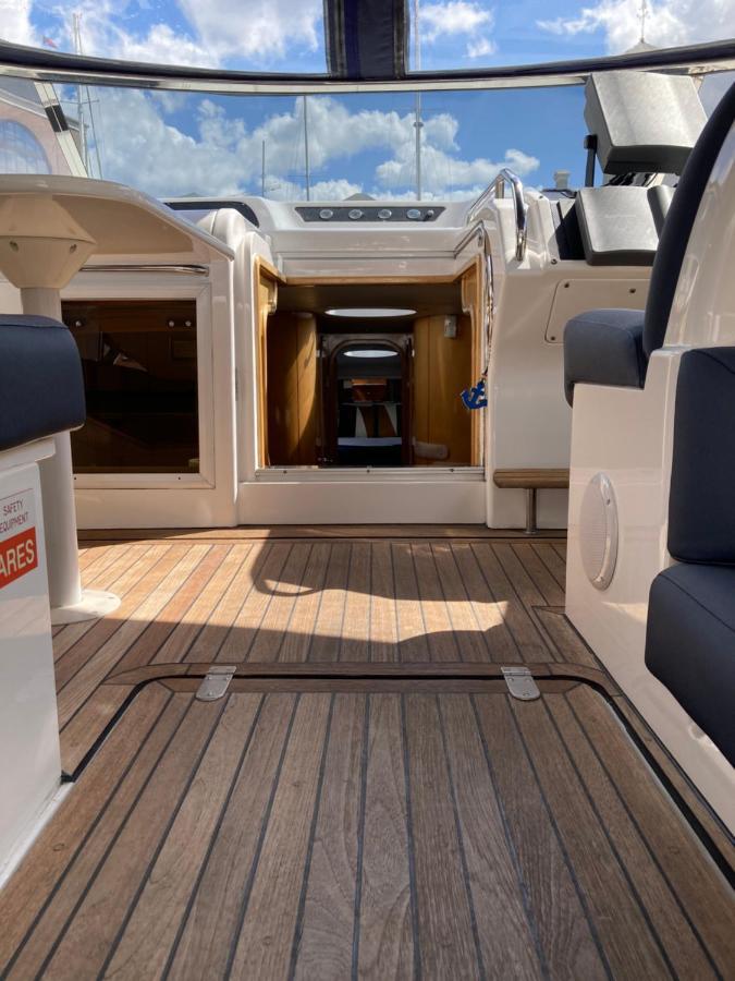 Entire Boat At St Katherine Docks 2 Available Select Using Room Options Londres Exterior foto