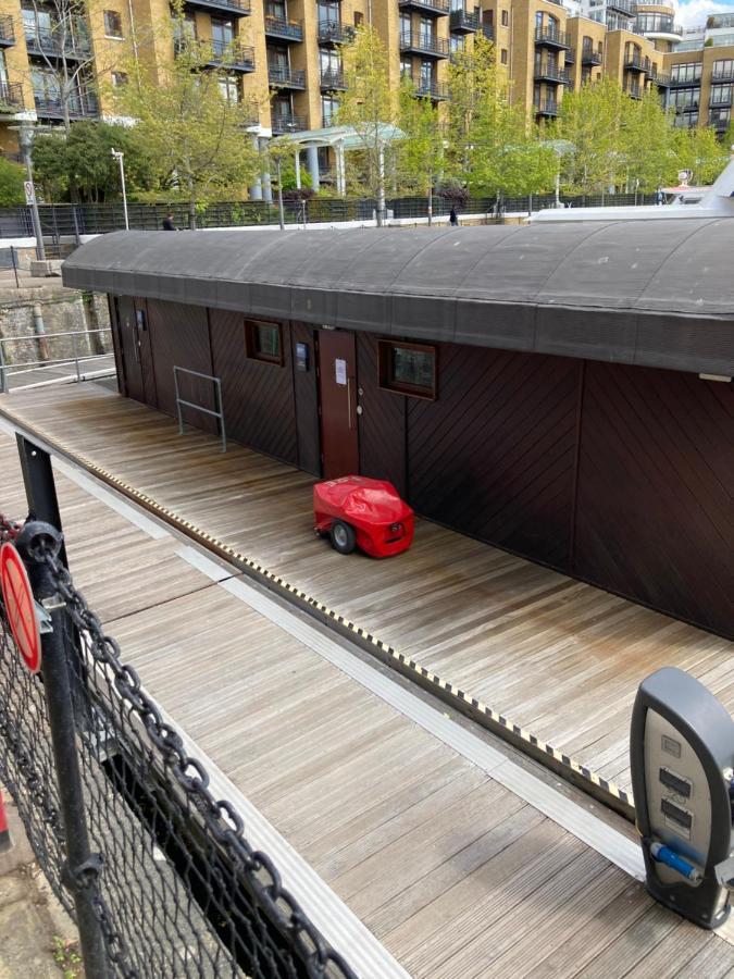 Entire Boat At St Katherine Docks 2 Available Select Using Room Options Londres Exterior foto